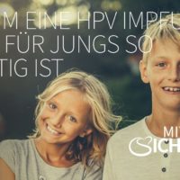 L&auml;chelndes Kinderpaar